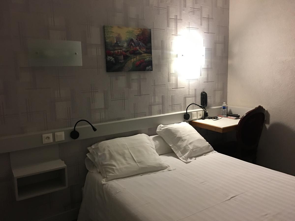 Le Relais De Gascogne Hotel Auch Bagian luar foto